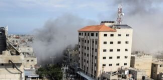 El Ejército israelí eleva a 242 la cifra de secuestrados por Hamás