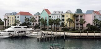 Muere turista atacada por un tiburón en una playa de Bahamas