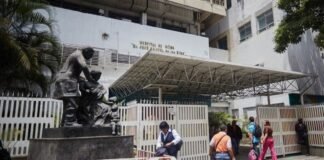 Crisis en Hospital J.M. de los Ríos abruma a las madres