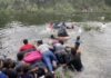 Migrantes insisten en cruzar a EEUU por el río Bravo pese a las crecientes deportaciones