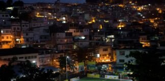 Al menos dos muertos y ocho menores heridos tras ataque en una cancha de fútbol en Brasil