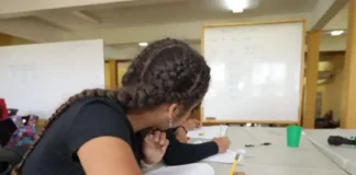 Trinidad y Tobago admitirá venezolanos en sus escuelas