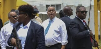 Bandas armadas atacan la caravana del primer ministro haitiano