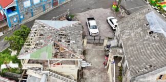 Huracán Beryl deja siete muertos y destrucción a su paso por el Caribe
