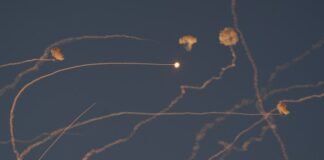 Hezbolláh ha disparado más de 120 cohetes desde el Líbano hacia el norte de Israel. Se espera mayor contragolpe de Israel