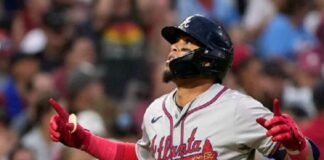 Orlando Arcia conectó dos jonrones en el triunfo de Bravos de Atlanta