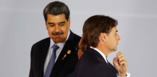 Lacalle Pou: «Si no mostrás los documentos, es obvio que algo raro hay»