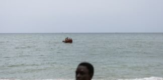 Encuentran 30 cadáveres en una barca a la deriva frente a las costas de Senegal