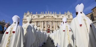 El Vaticano presentó su primer informe sobre abuso de menores