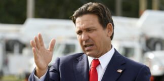 Ron DeSantis, gobernador de Florida no está contestando a las llamadas Kamala Harris