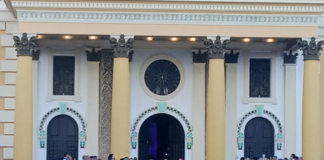 La Chinita se reencontró con su pueblo en su tradicional bajada este #26Oct