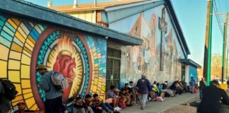 90% de migrantes en refugios Sagrado Corazón y Anunciación en Texas son venezolanos