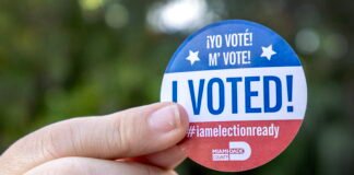 Más de 64 millones de personas ya han votado por adelantado en EEUU