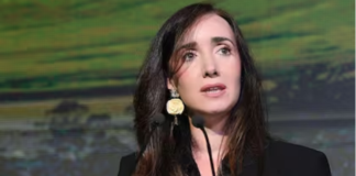 Victoria Villarruel critica a Kicillof por libros sexuales