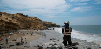 Perú declaró emergencia ambiental por derrame de petróleo en el mar