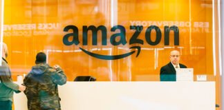 Primer almacén sindicalizado de Amazon anuncia huelga en Nueva York antes de Navidad
