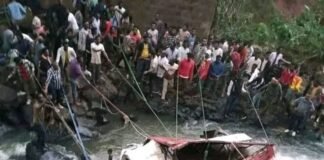 Suman 71 muertos tras accidente de camión de pasajeros en un río de Etiopía; pasajeros se dirigían a una boda