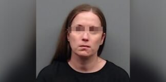 Detienen a trabajadora de una guardería por patear más de 130 veces a varios niños en Texas