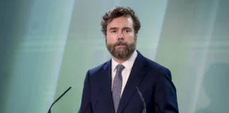 Iván Espinosa de los Monteros analiza el fenómeno «woke» y el giro de las democracias liberales hacia la derecha