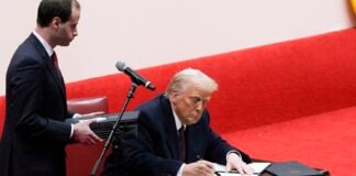 Trump ordenó que todas las agencias gubernamentales cierren sus oficinas de Diversidad, Equidad e Inclusión (DEI)