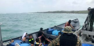 Naufraga lancha en Panamá con migrantes que regresaban a Venezuela