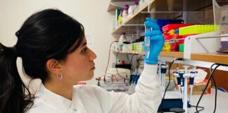 Venezolana descubre causas de dolor en Parkinson durante su doctorado en Chile