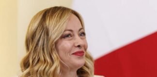 Giorgia Meloni prohíbe los símbolos de género neutro y no binario de todas las escuelas