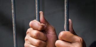 Detienen a pedófilo que se grababa abusando de la víctima, en presencia de su hermano de 8 años