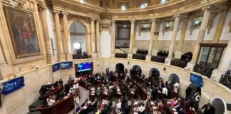 Vándalos afines a Petro, se fueron contra la ciudad de Bogotá tras la derrota de la consulta