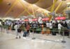Caos en Barajas ante el colapso del control de pasaportes de la T4 por un fallo informático