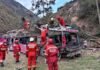 Dieciocho personas mueren y 30 resultaron heridas tras precipitarse un autobús en Perú