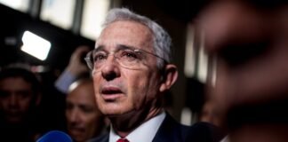 Tribunal de Colombia negó solicitud de libertad provisional a Álvaro Uribe