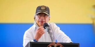 Petro vuelve a desatar indignación con comentarios machistas y gestos irrespetuosos hacia las mujeres