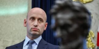 Sub jefe Casa Blanca: “Se trata de terroristas y hay que eliminarlos”, al preguntársele sobre operaciones militares en Venezuela