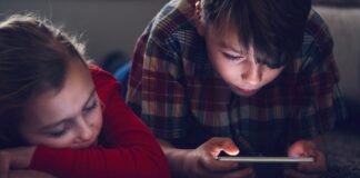 Nueva Zelanda planea restringir redes sociales para menores de 16 años