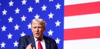 Trump dice que Maduro tiene “los días contados” y deja entrever una posible intervención militar en Venezuela