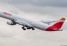 Diplomáticos estarían saliendo de Caracas en medio de masiva cancelación de vuelos y creciente presión estadounidense en las costas de Venezuela