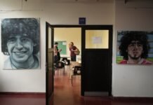Universidad argentina abrió sus aulas para estudiar a Maradona