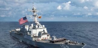 El destructor estadounidense USS Jason Dunham regresó a su puerto base tras 91 días en el Caribe
