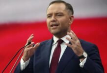 Polonia ilegaliza al Partido Comunista por “glorificar a criminales y regímenes responsables de la muerte de millones de personas”