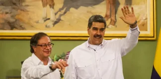 Petro llama “dictador” a Maduro, pero lo exculpa del narcotráfico y apunta contra EEUU