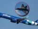 Filtran audio de piloto de JetBlue tras casi colisionar con avión militar de EE. UU. cerca de Venezuela