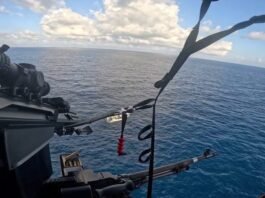 Francotirador de la Guardia Costera de EEUU detiene lancha narco en el Pacífico e incauta más de 7,5 millones de dosis de cocaína