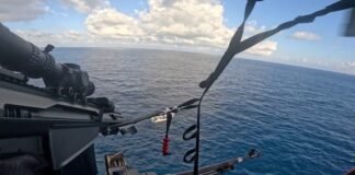 Francotirador de la Guardia Costera de EEUU detiene lancha narco en el Pacífico e incauta más de 7,5 millones de dosis de cocaína