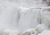 Las Cataratas del Niágara se congelan tras una ola de frío extremo en Canadá y EEUU