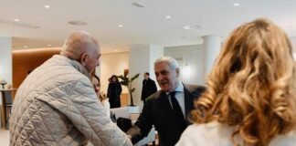 Meloni recibe en el aeropuerto de Roma a prisioneros excarcelados en Venezuela