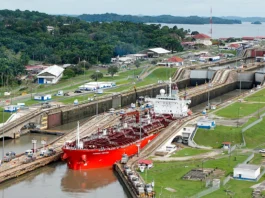 Crisis en Ormuz dispara tarifas en canal de Panamá de hasta 4 millones de dólares