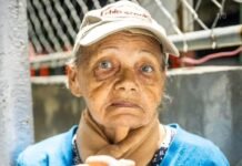 Murió Carmen Navas, la madre que el régimen obligó a buscar a su hijo muerto durante 16 meses