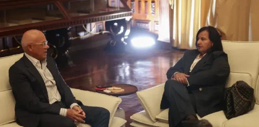 “Conmigo no Cuenten” … Pero sí contaron: Asamblea Nacional 2015 y el Gobierno confirman mesas de trabajo conjuntas