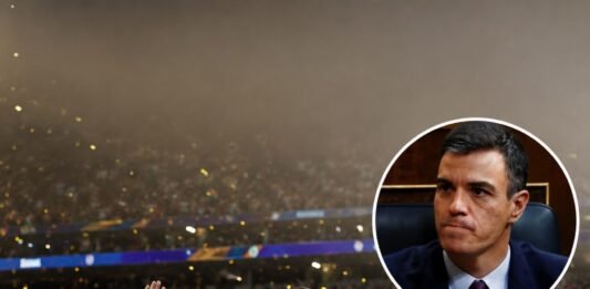 Mundial: Mientras el Rey celebraba con la selección de España, a Sánchez lo dejaron en el palco